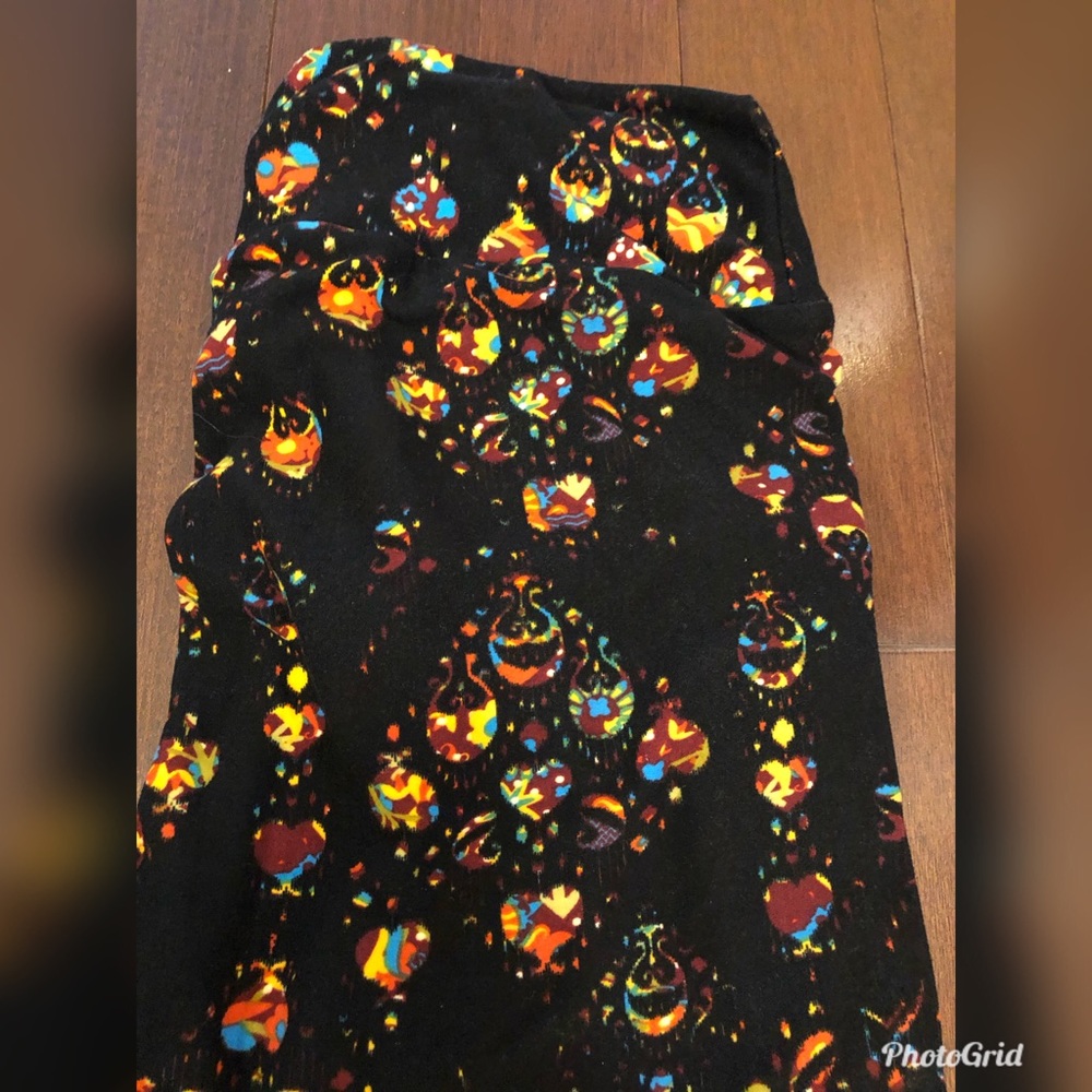 Lularoe TC Black and Colorful Leggings